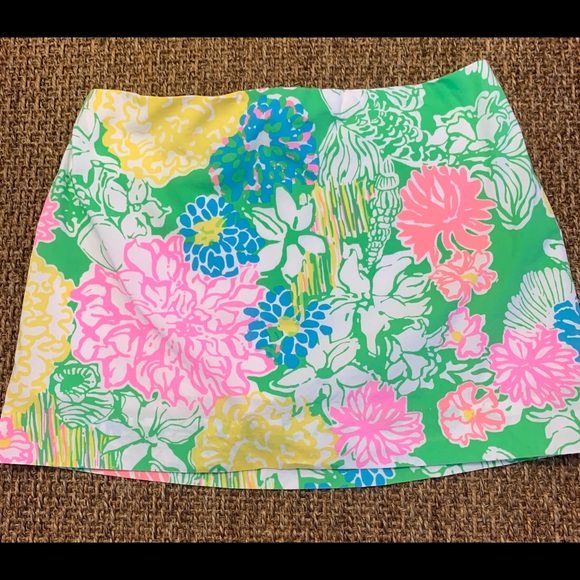 Lilly Pulitzer Other - ⭐️Lilly Pulitzer Skort Bright Floral SZ 14⭐️